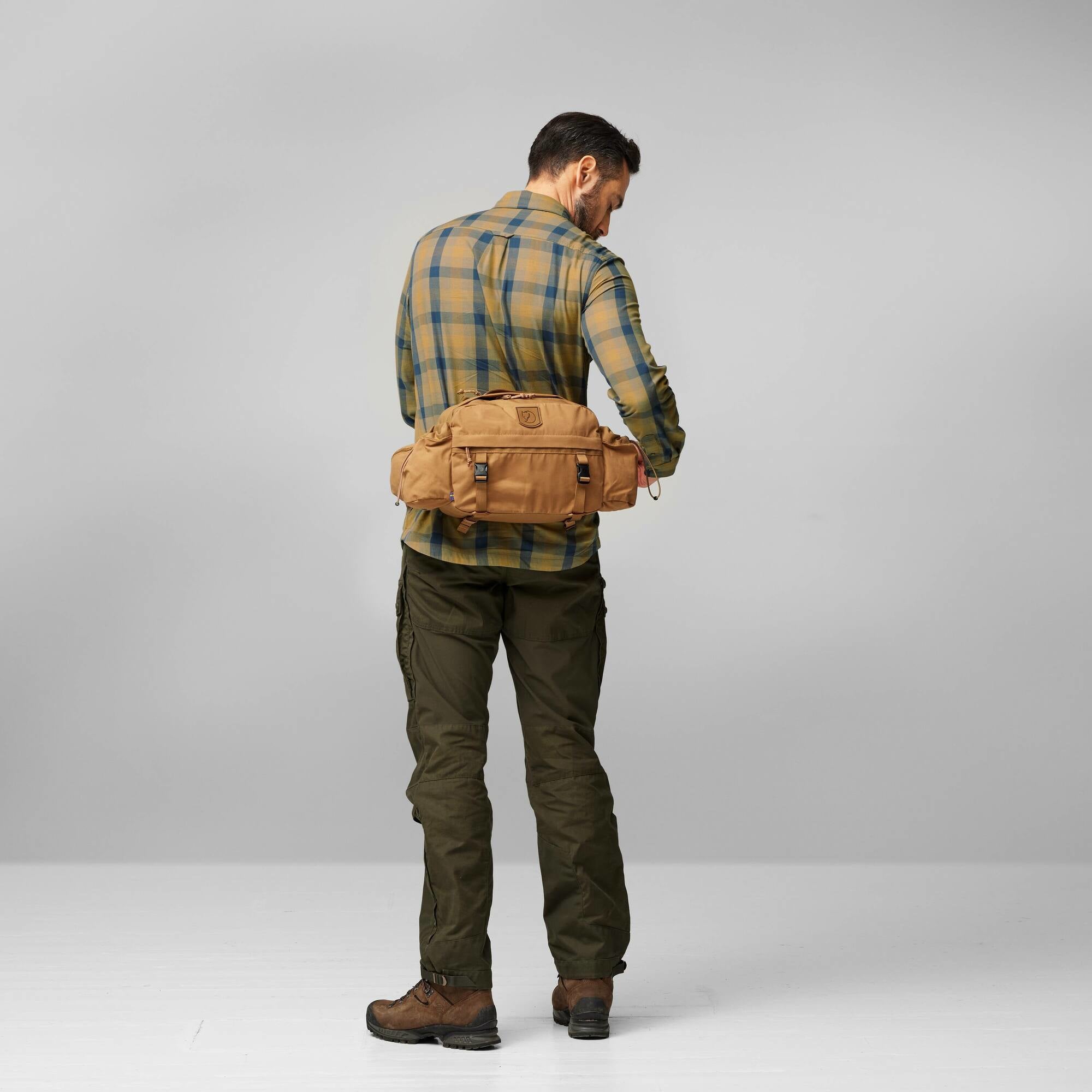 【美品】FJALL RAVEN Singi Hip Pack 10 Fjällräven Singi Hip Pack 10 | Fjällräven Australia